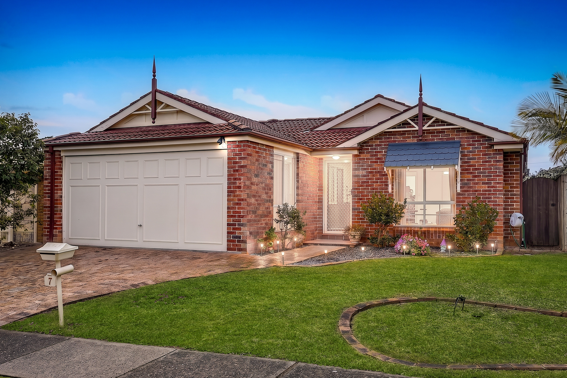 For Sale - 7 Mindona Way - New Property in Woodcroft - Real Estate by Sam Yazdi