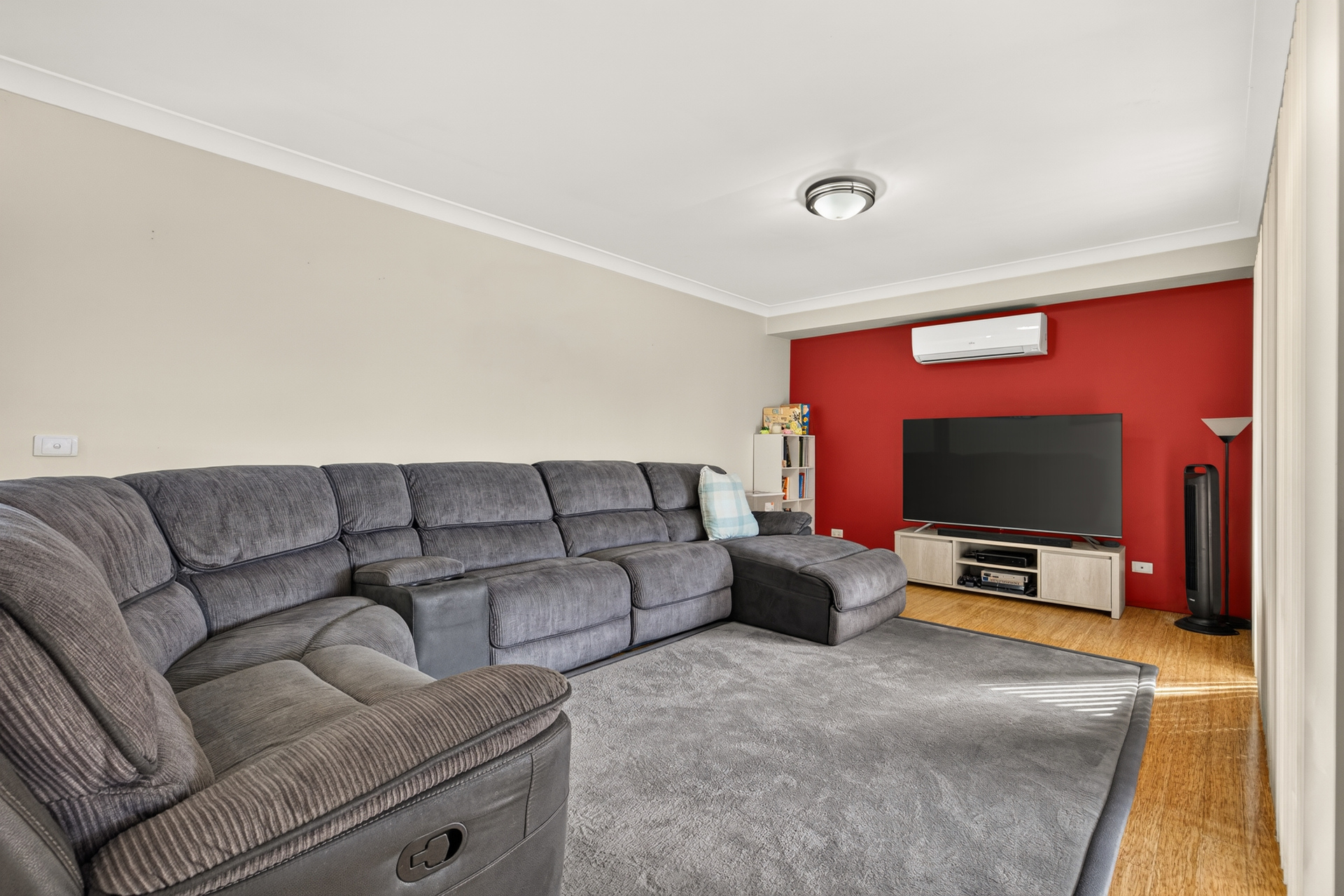 For Sale - 7 Mindona Way - New Property in Woodcroft - Real Estate by Sam Yazdi
