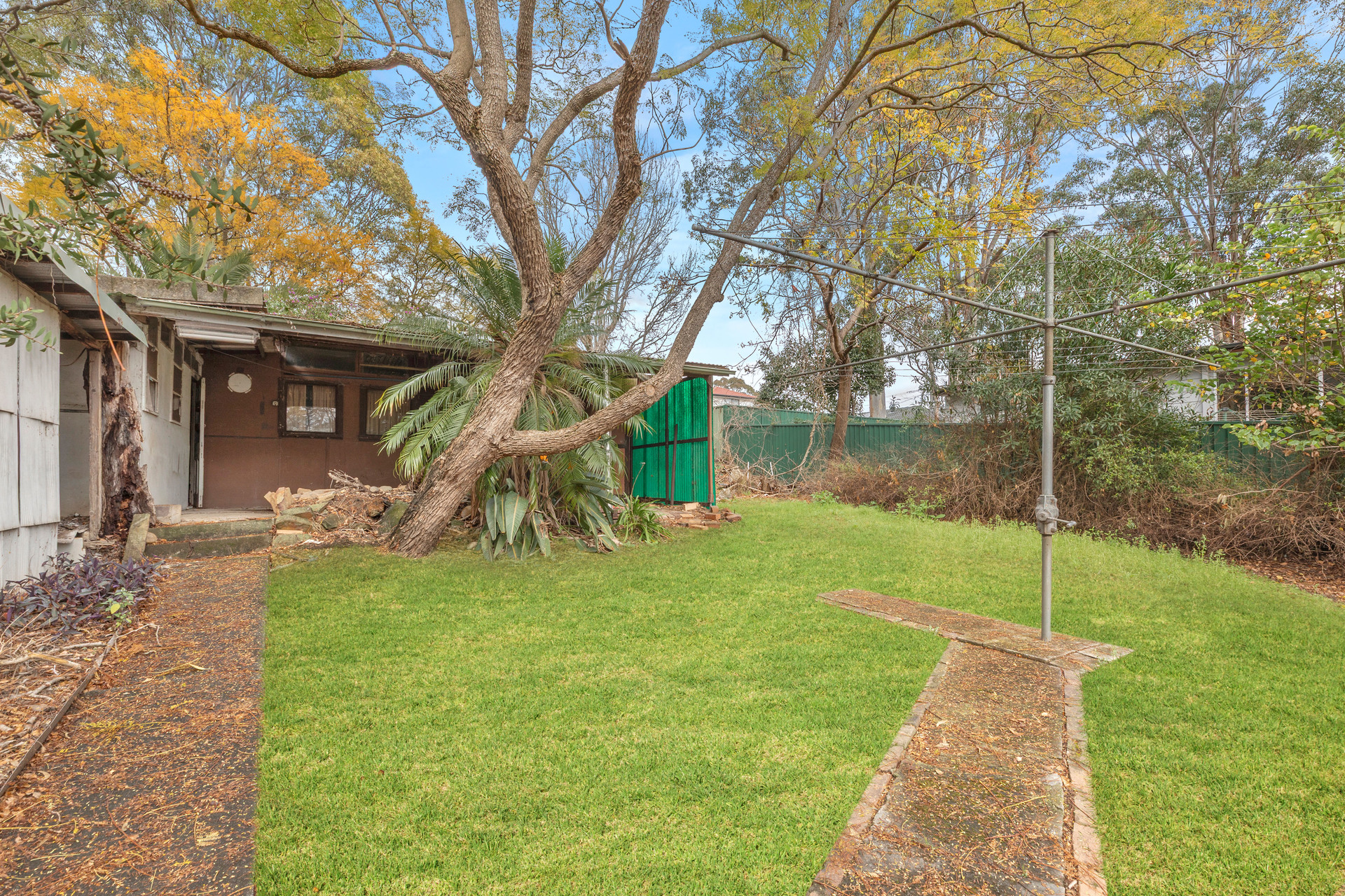 Auction - 20 Burrabogee Road - New Property in Pendle Hill - Real Estate by Ben Davenport