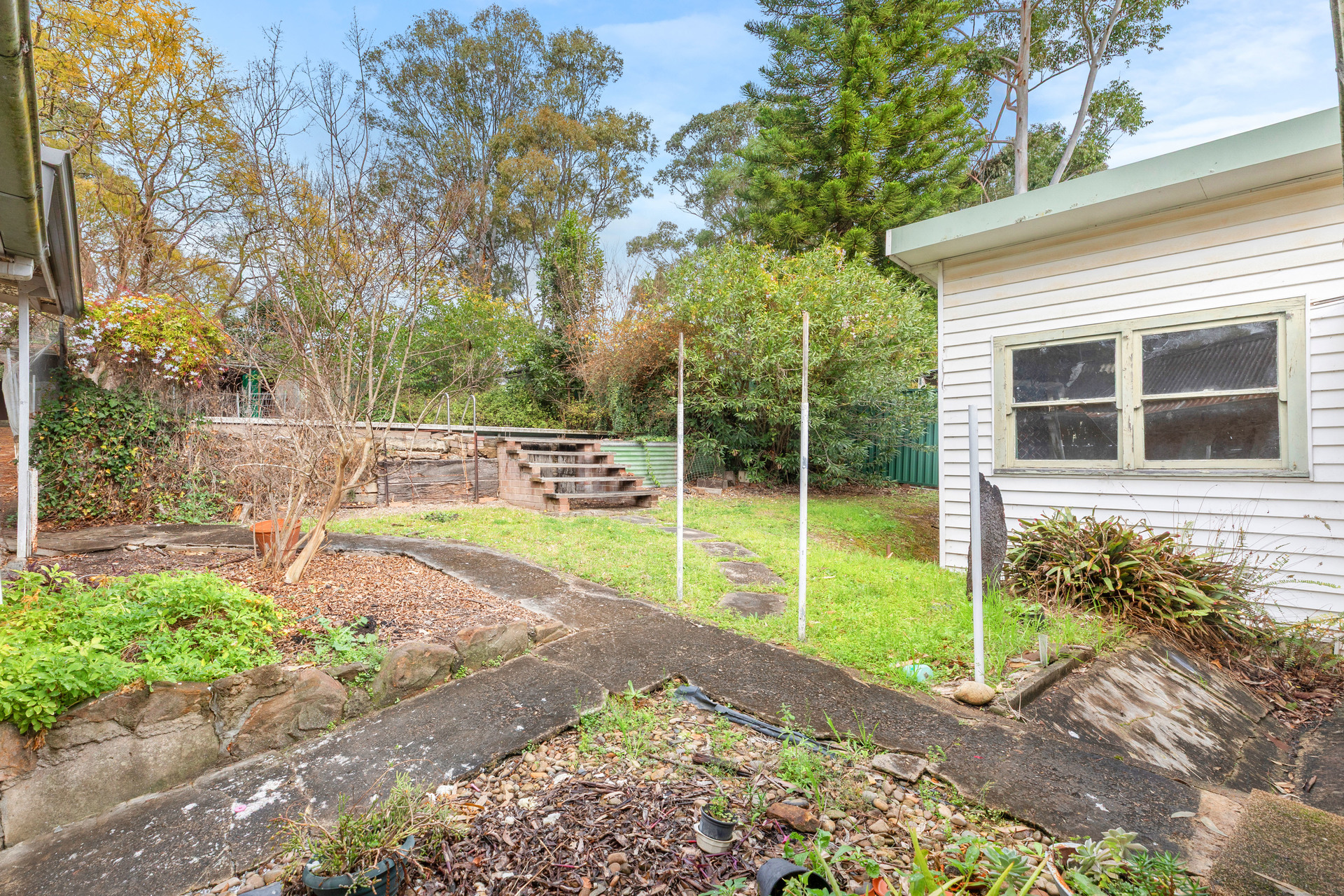 Auction - 20 Burrabogee Road - New Property in Pendle Hill - Real Estate by Ben Davenport
