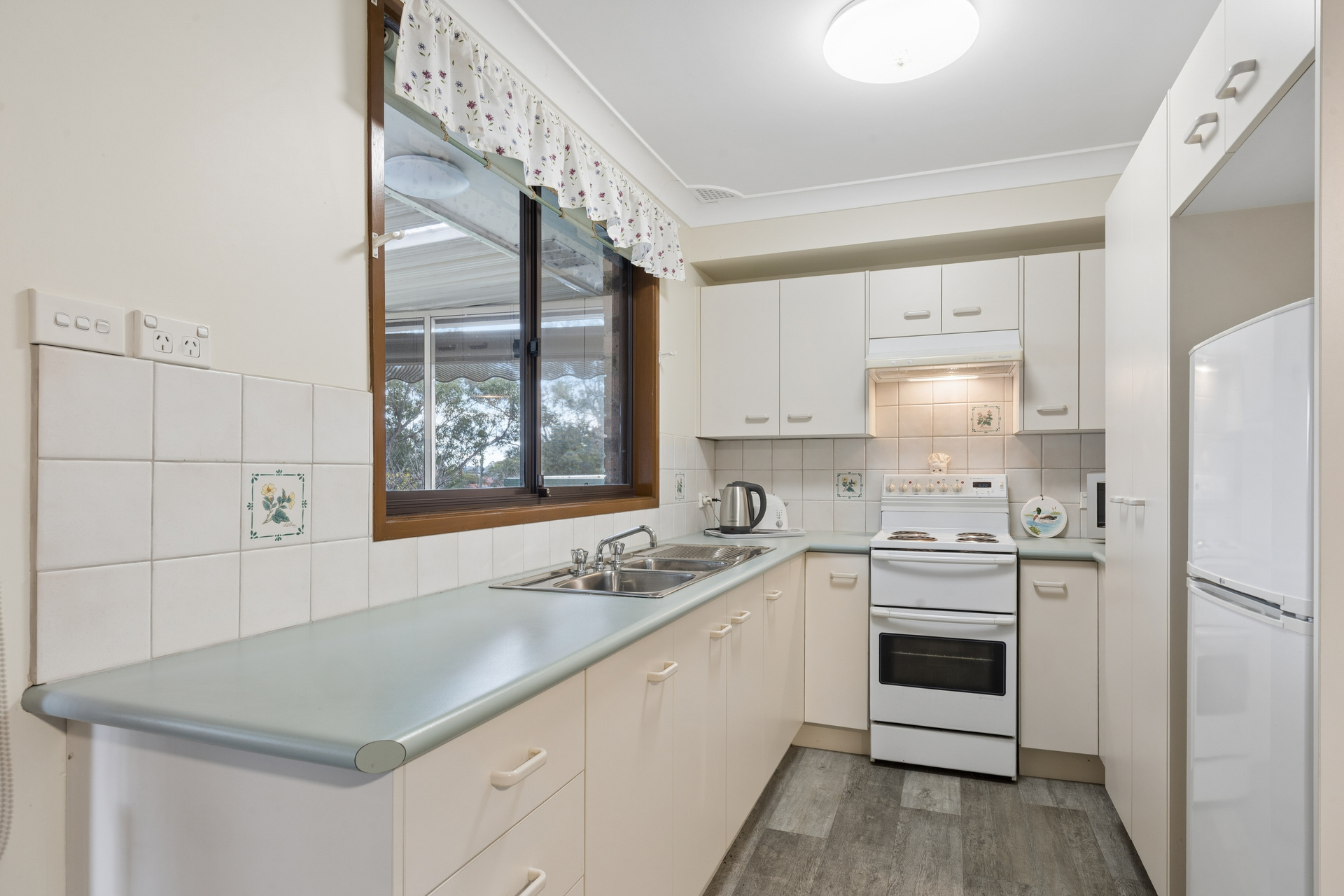 For Sale - 28 Veronica Crescent - New Property in Seven Hills - Real Estate by Peter Sutherland