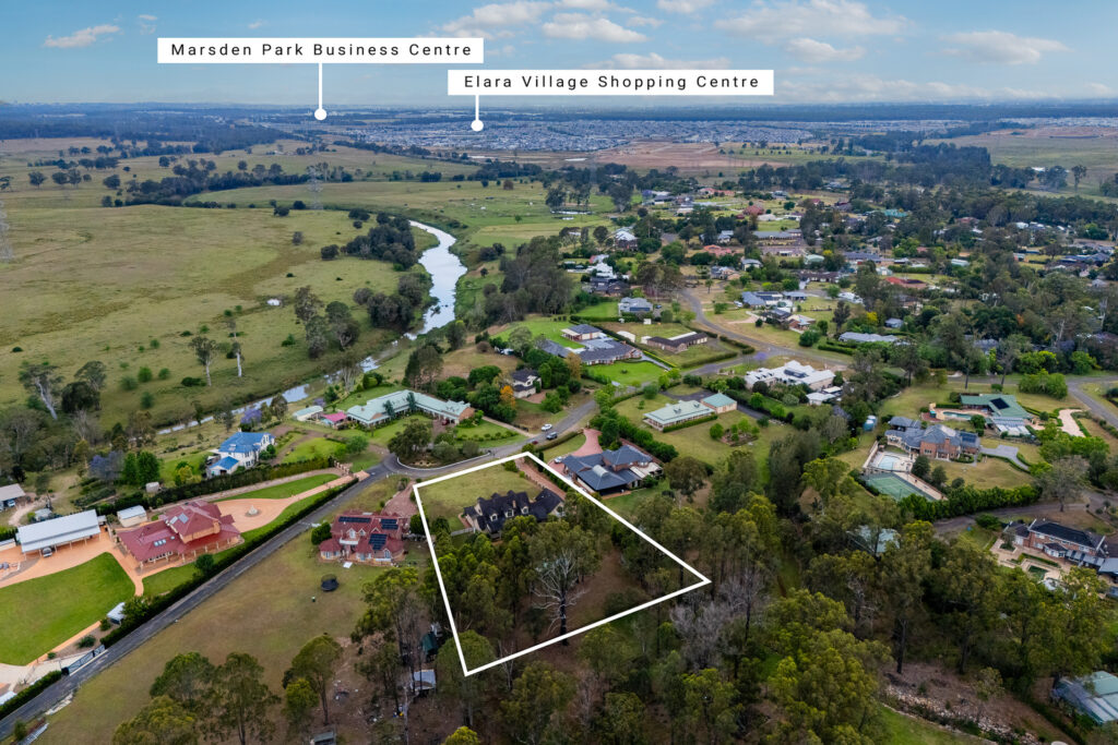 Auction - 17 Burnside Grove - New Property in Windsor Downs - Real Estate by Greg Vincent