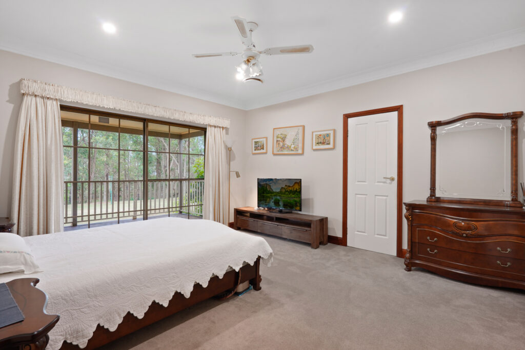 Auction - 17 Burnside Grove - New Property in Windsor Downs - Real Estate by Greg Vincent