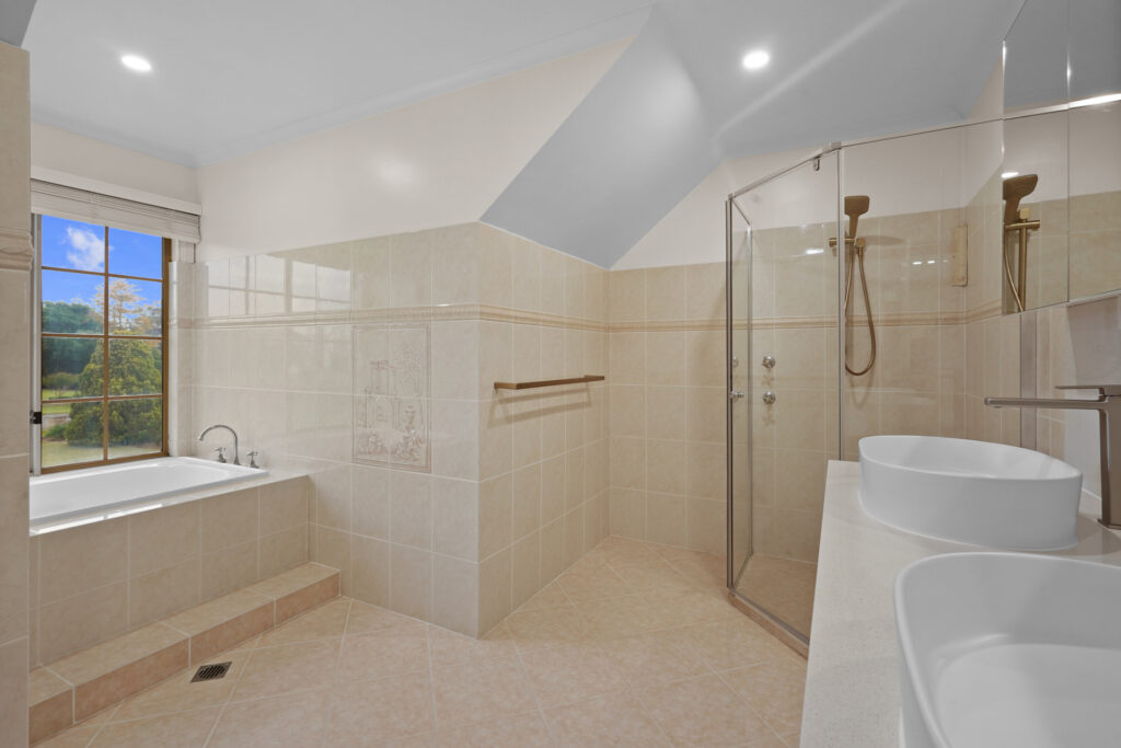 Auction - 17 Burnside Grove - New Property in Windsor Downs - Real Estate by Greg Vincent