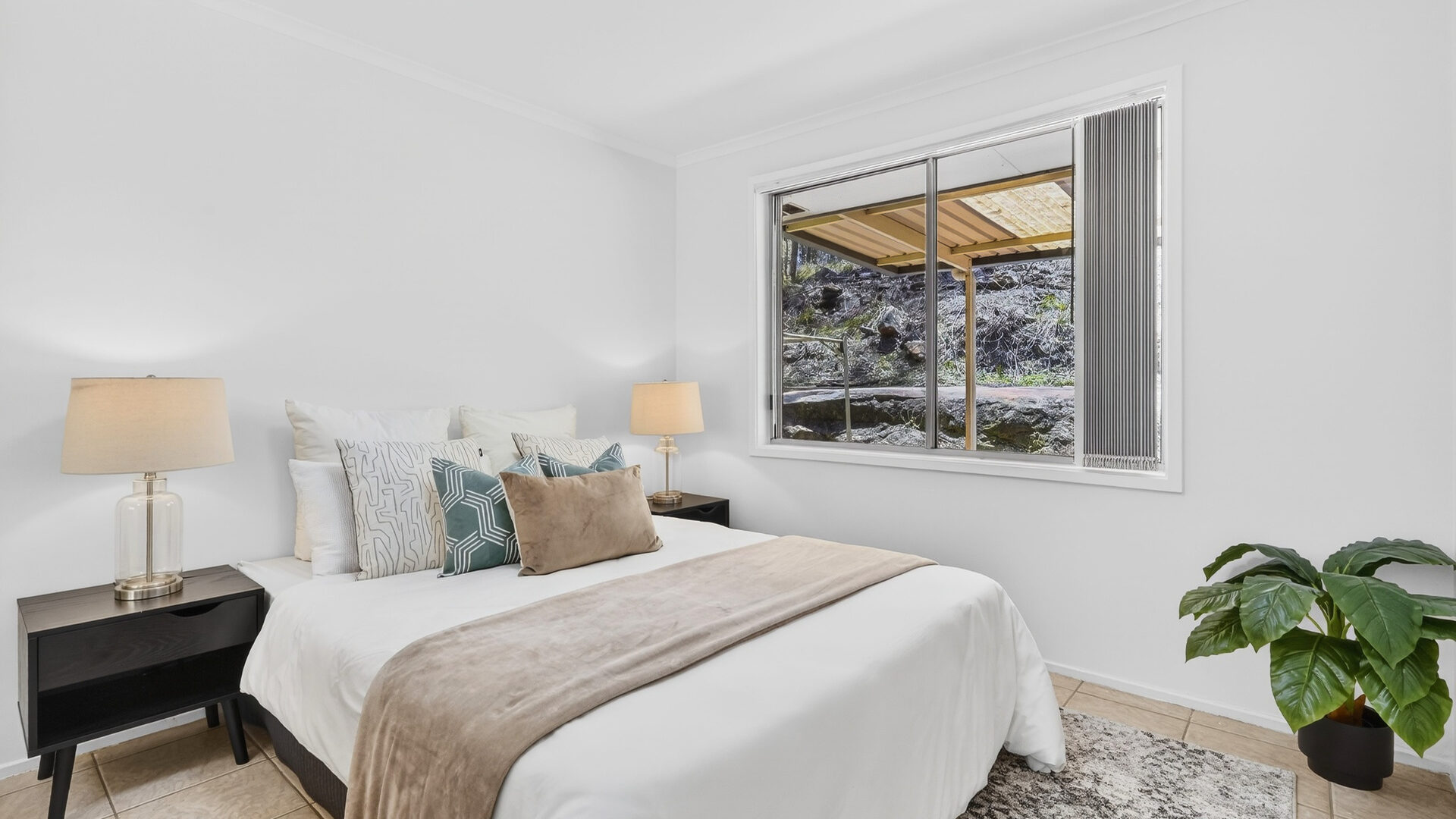 Auction - 32 Willow Brook Place - New Property in Tennyson - Real Estate by Greg Vincent