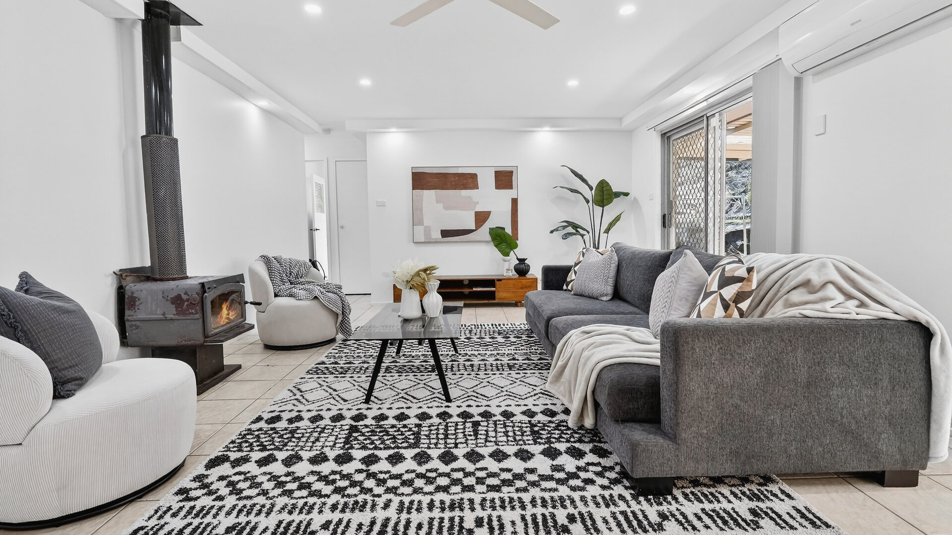 Auction - 32 Willow Brook Place - New Property in Tennyson - Real Estate by Greg Vincent