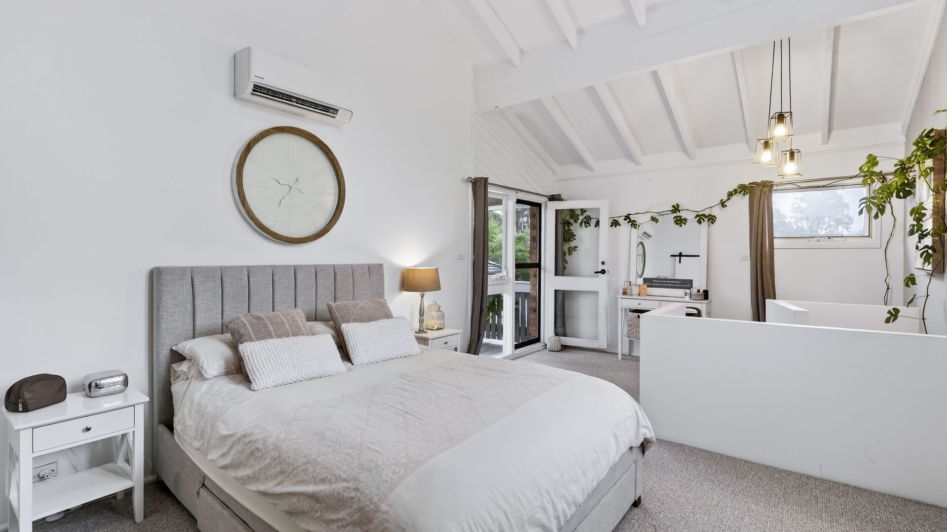 For Sale - 27 James Cook Drive - New Property in Kings Langley - Real Estate by Kim McChlery