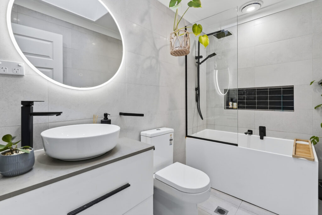 For Sale - 27 James Cook Drive - New Property in Kings Langley - Real Estate by Kim McChlery