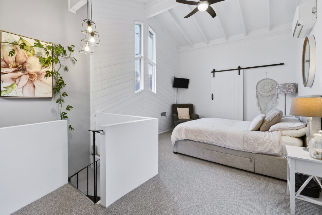 For Sale - 27 James Cook Drive - New Property in Kings Langley - Real Estate by Kim McChlery