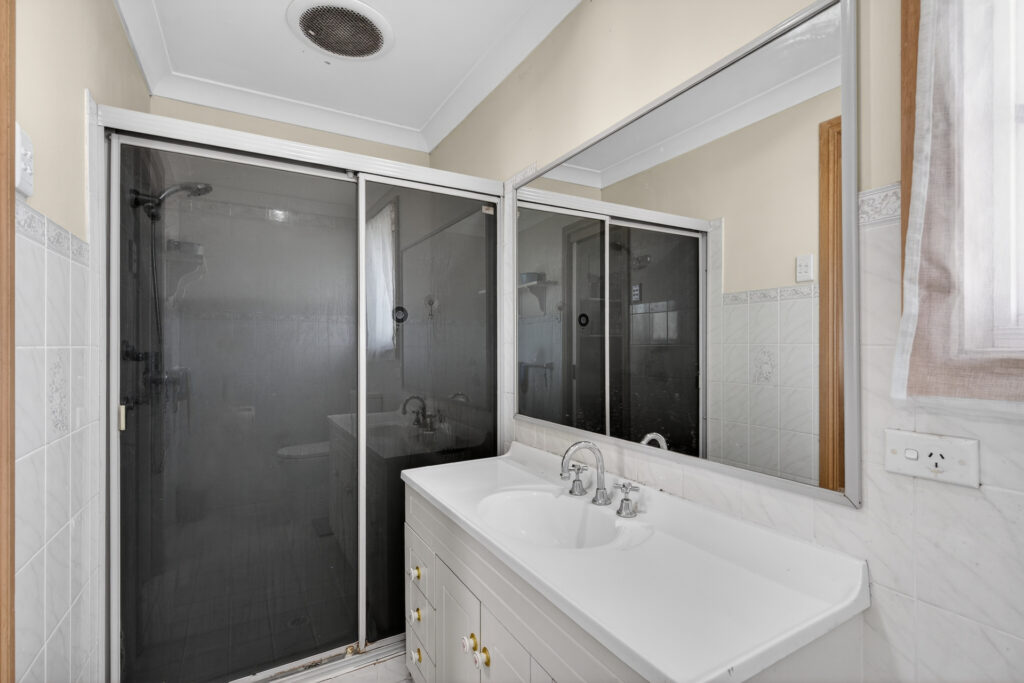 Auction - 9 Croatia Place - New Property in Quakers Hill - Real Estate by Monique Layoun