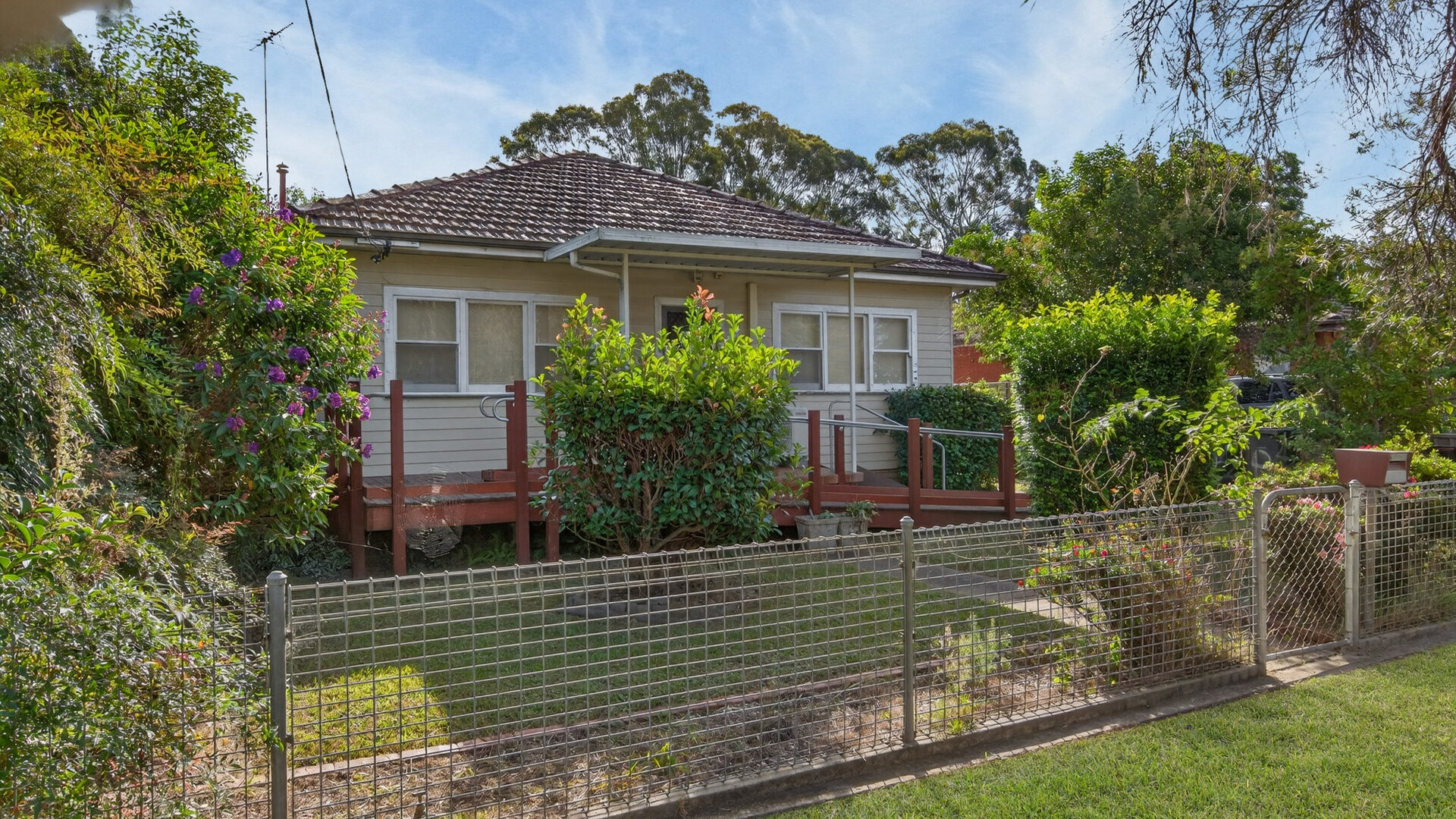 Auction - 42 Budgeree Road - New Property in Toongabbie - Real Estate by Brad Panayiotou
