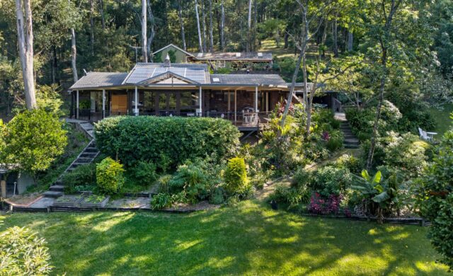 For Sale - 91 Serpentine Lane - New Property in Bowen Mountain - Real Estate by Greg Vincent