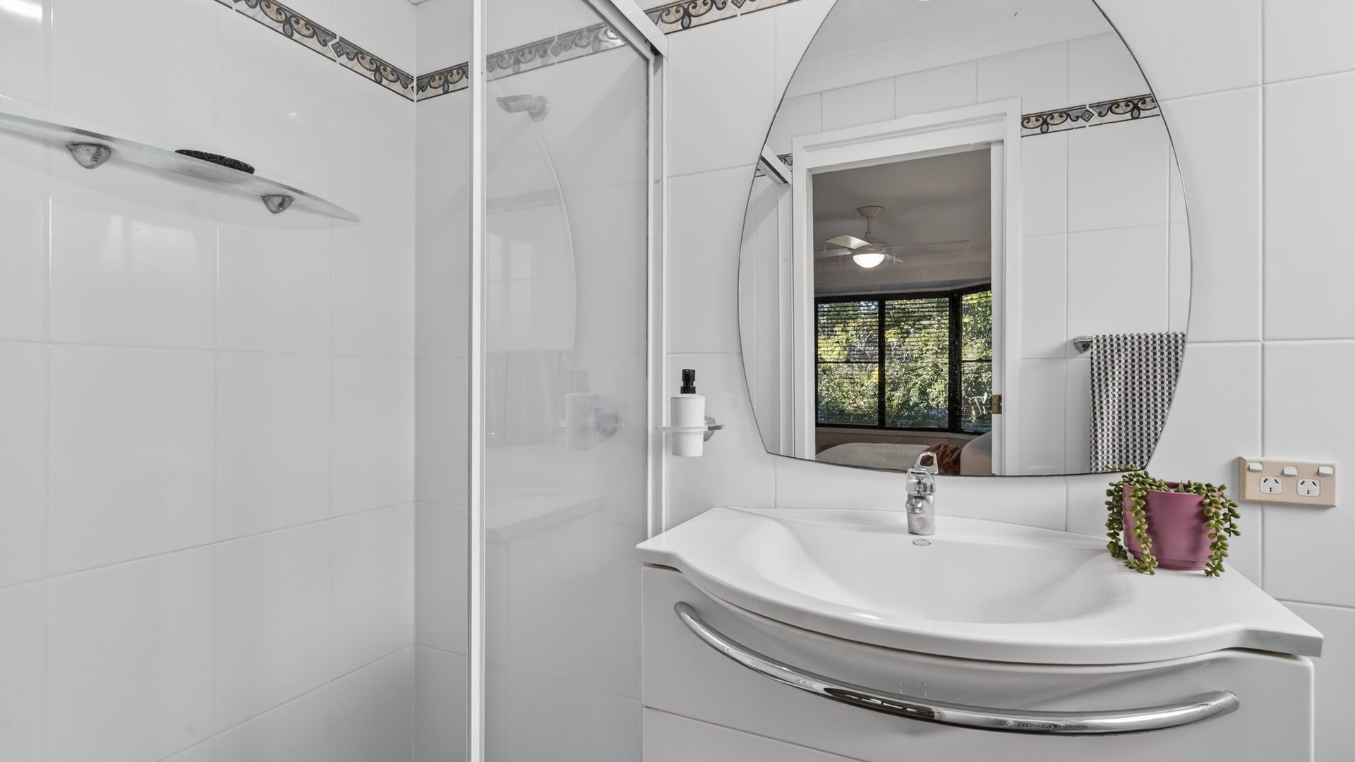 Sold - 37 Greenbank Drive - New Property in Glenhaven - Real Estate by Danielle McLoughlin
