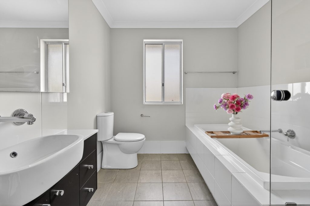 Sold - 10 Schoffel Street - New Property in Grantham Farm - Real Estate by Julie Grigg
