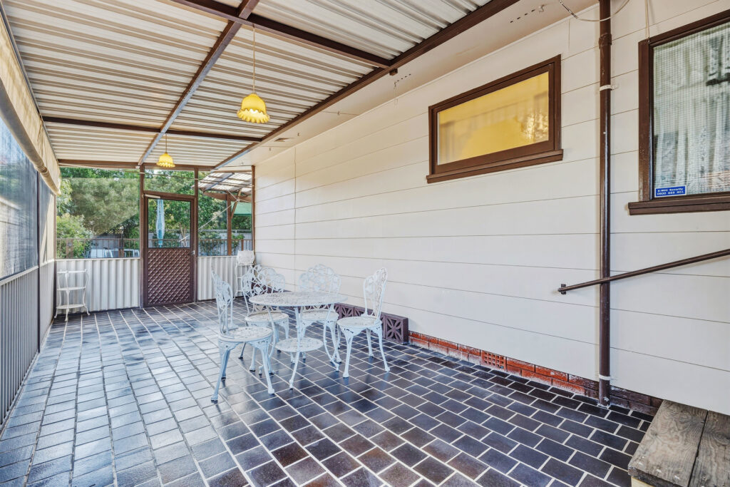 Auction - 49 Pendant Avenue - New Property in Blacktown - Real Estate by Joel Hollings