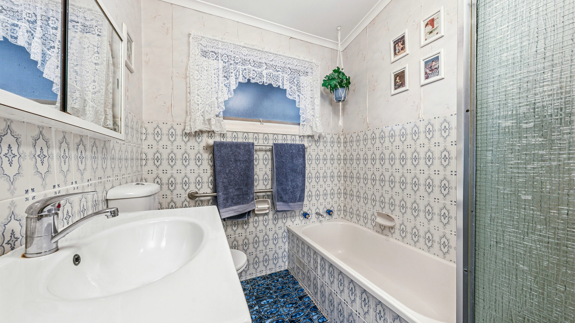 Auction - 49 Pendant Avenue - New Property in Blacktown - Real Estate by Joel Hollings