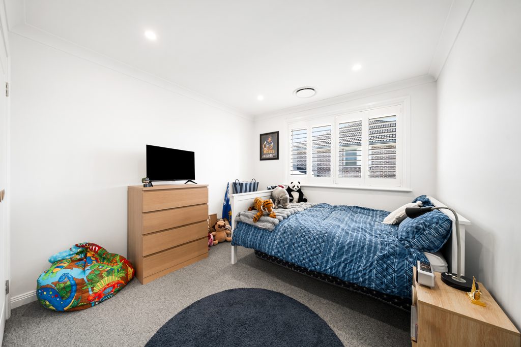 Sold - 4 Valour Place - New Property in Kellyville Ridge - Real Estate by Paul Land