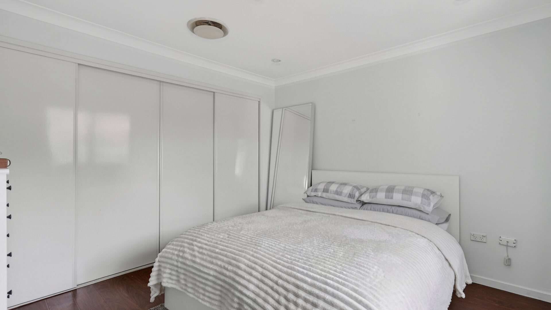 For Sale - 10B Griffin Place - New Property in Doonside - Real Estate by Sam Yazdi