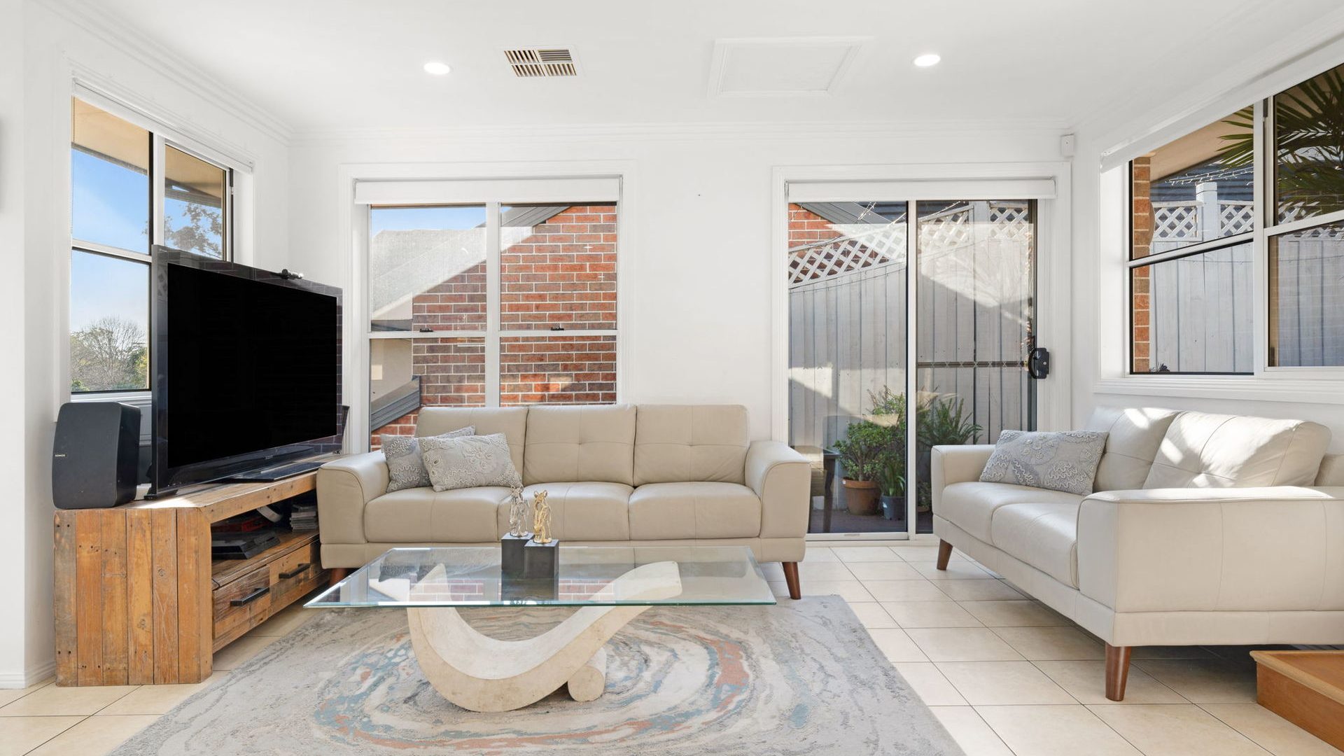 For Sale - 34 Hunterford Crescent - New Property in Oatlands - Real Estate by Sandra Aquilina