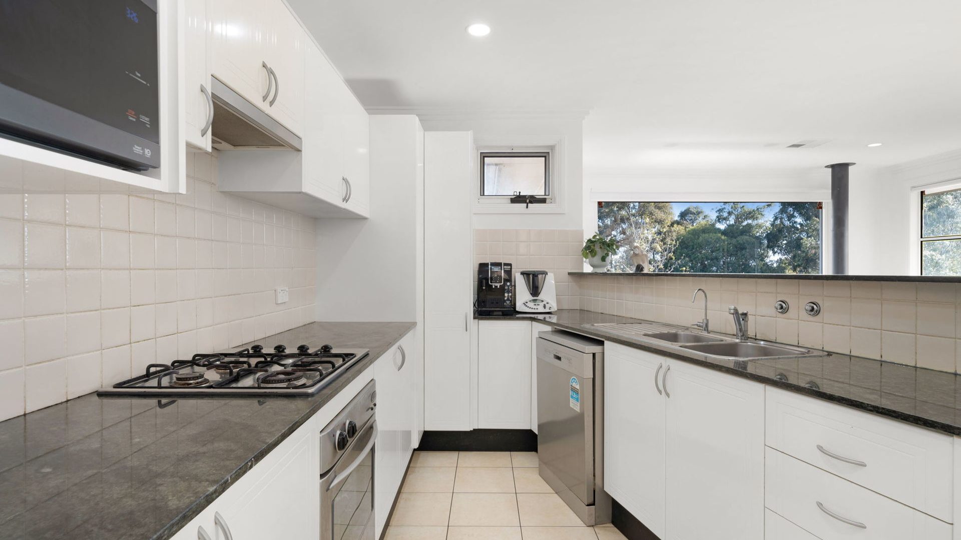 For Sale - 34 Hunterford Crescent - New Property in Oatlands - Real Estate by Sandra Aquilina