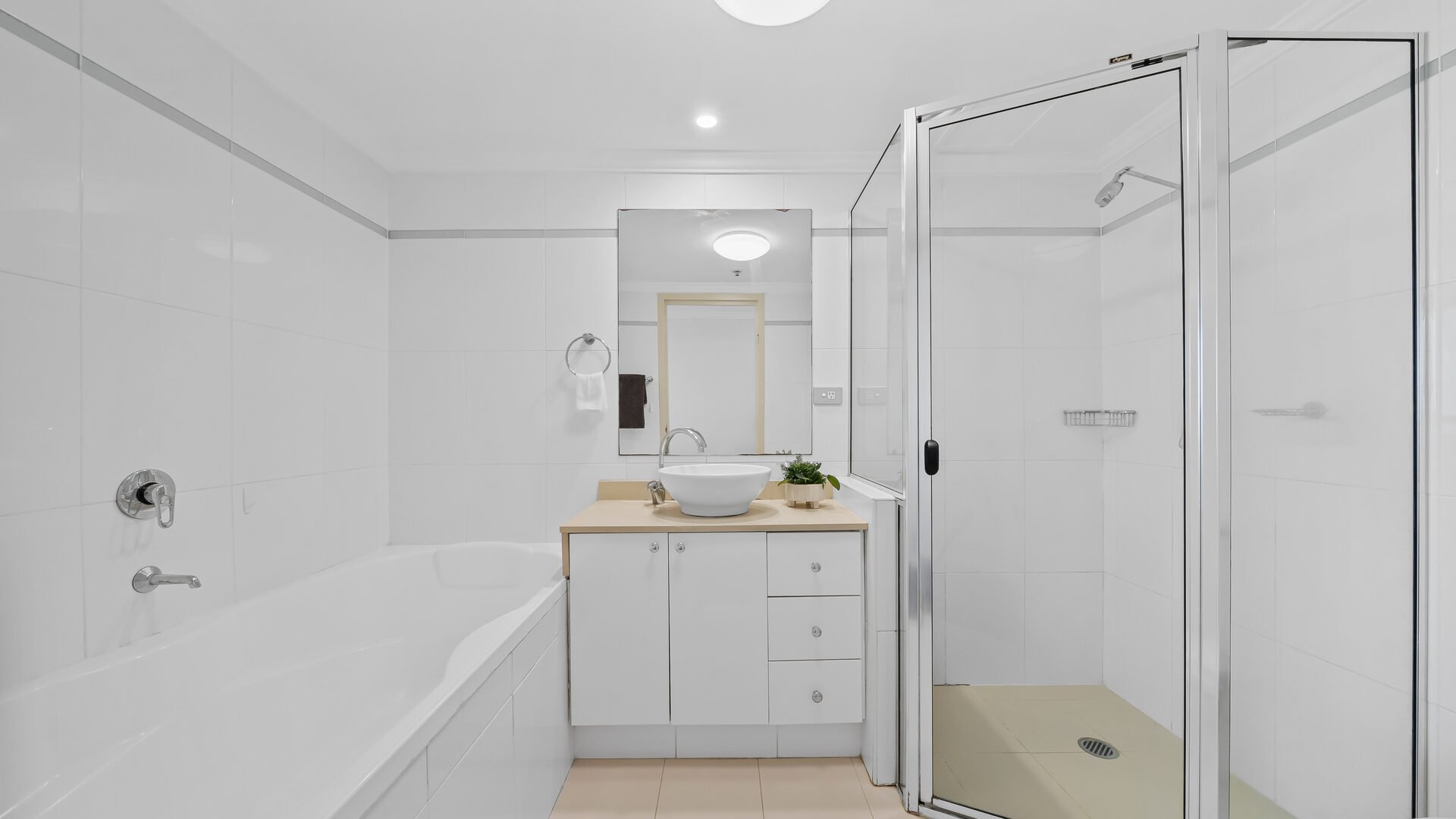 For Sale - 95/809-811 Pacific Highway - New Property in Chatswood - Real Estate by Rebecca Ying Li
