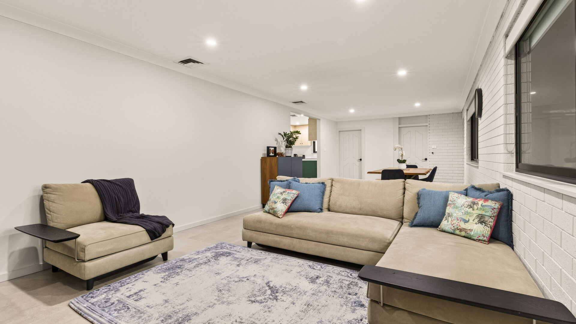 Sold - 89 Oakes Road - New Property in Old Toongabbie - Real Estate by Brad Panayiotou