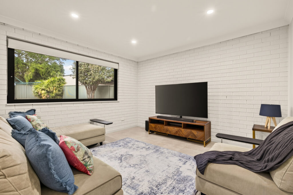 Sold - 89 Oakes Road - New Property in Old Toongabbie - Real Estate by Brad Panayiotou