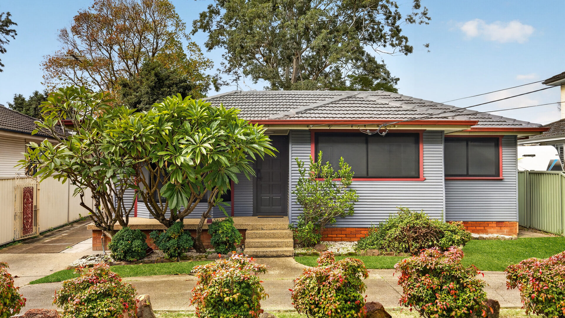 Sold - 89 Oakes Road - New Property in Old Toongabbie - Real Estate by Brad Panayiotou