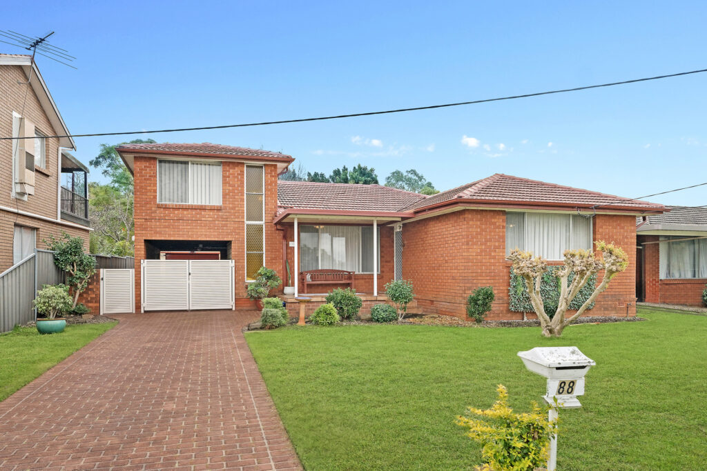Sold - 88 Lavinia Street - New Property in Seven Hills - Real Estate by Joel Hollings