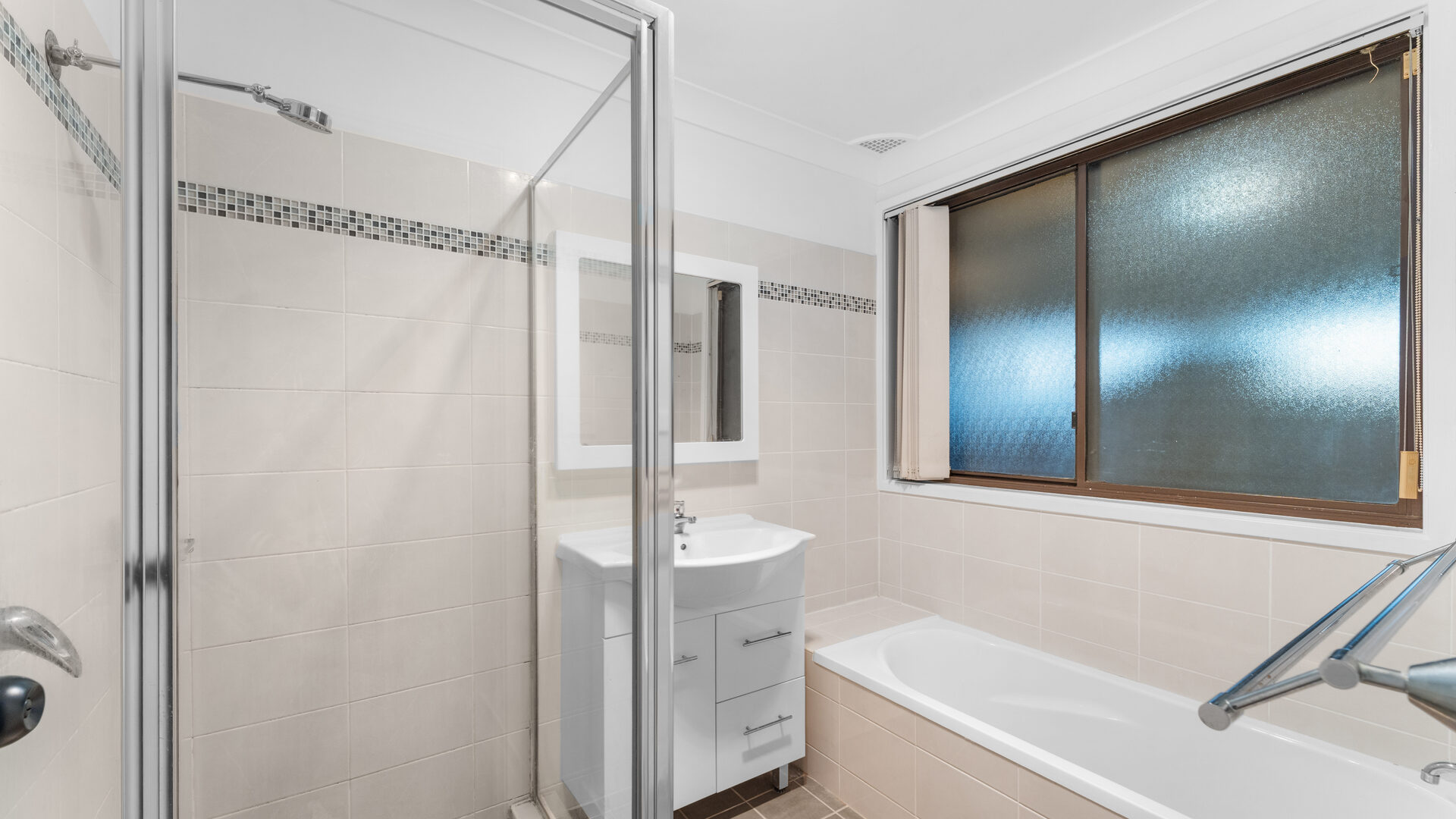 Sold - 220 Hill End Road - New Property in Doonside - Real Estate by Sam Yazdi