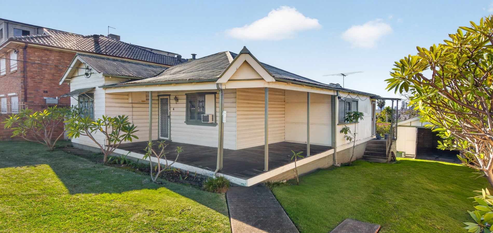Sold - 4 Ettalong Road - New Property in Greystanes - Real Estate by Monique Layoun