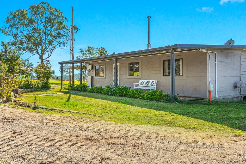 For Sale - 3 Bloodwood Place - New Property in Kenthurst - Real Estate by Louis Stapleton