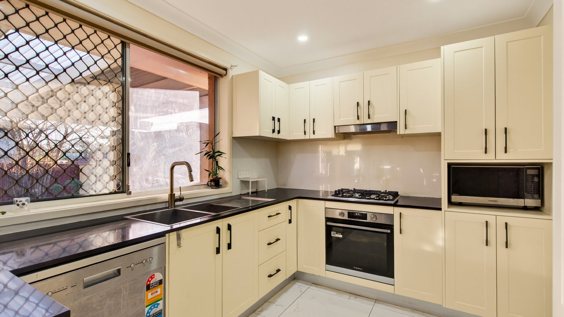 Sold - 3 Newnham Street - New Property in Dean Park - Real Estate by Sam Yazdi