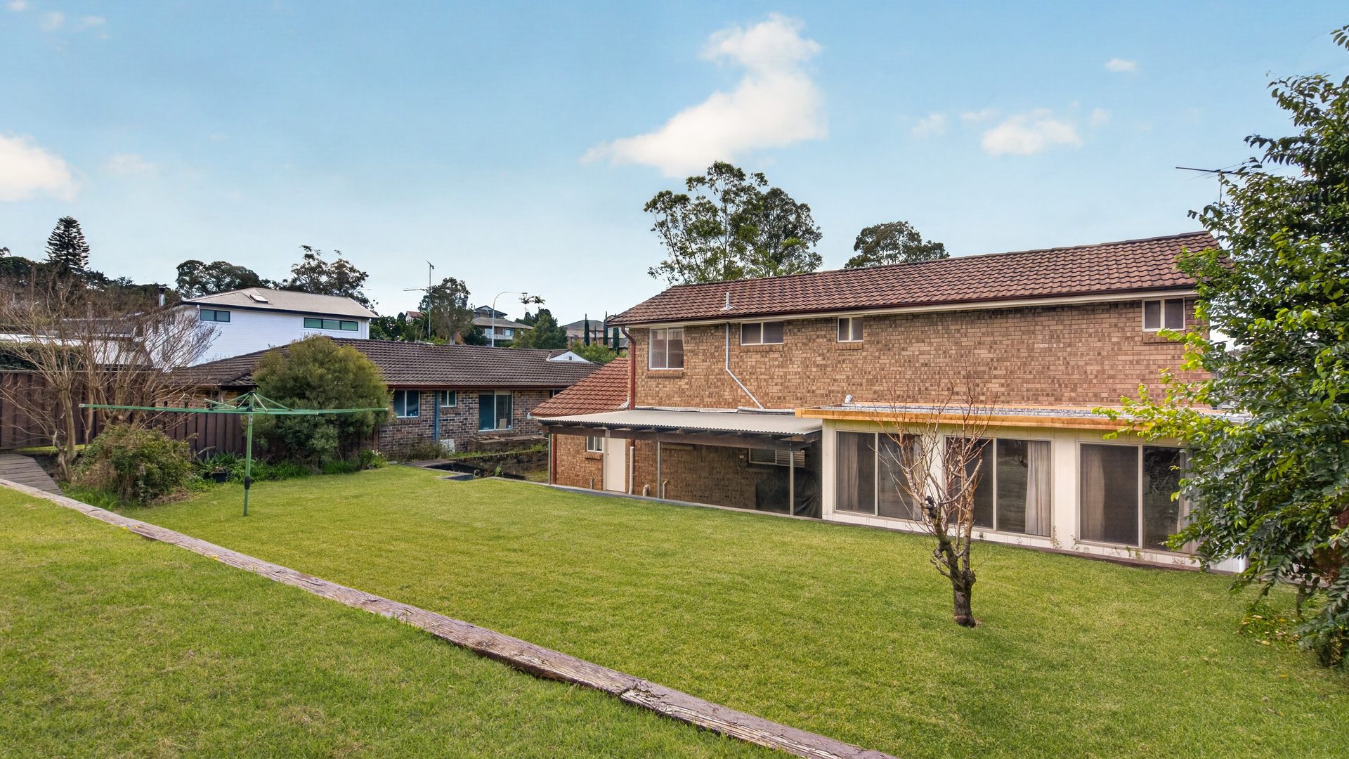 Sold - 169 Joseph Banks Drive - New Property in Kings Langley - Real Estate by Kim McChlery