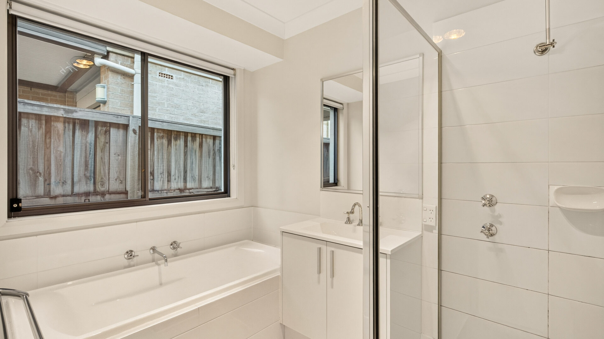 Auction - 84 Lilydale Drive - New Property in Woodcroft - Real Estate by Sam Yazdi