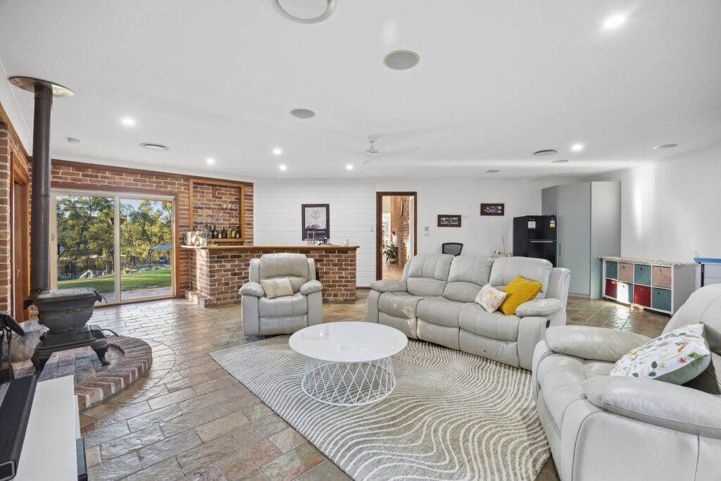 For Sale - 105 Jacaranda Road - New Property in Kurrajong - Real Estate by Yuri Cattaneo