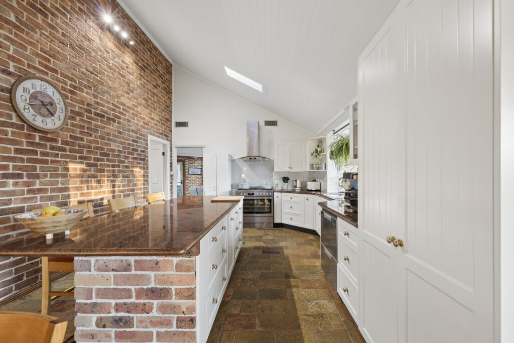 For Sale - 105 Jacaranda Road - New Property in Kurrajong - Real Estate by Yuri Cattaneo