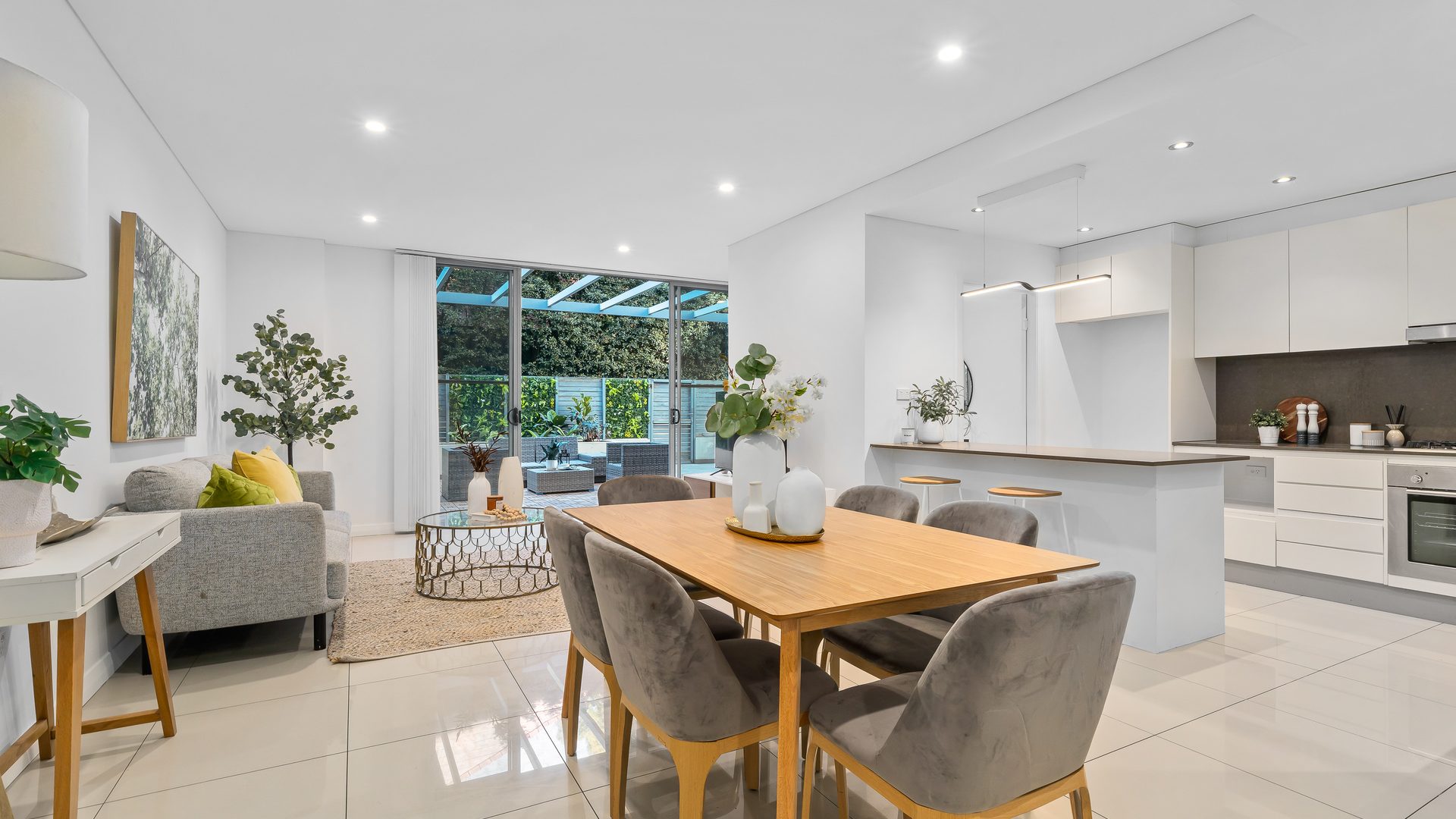 Sold - 2/330 King Street - New Property in Mascot - Real Estate by Rebecca Ying Li