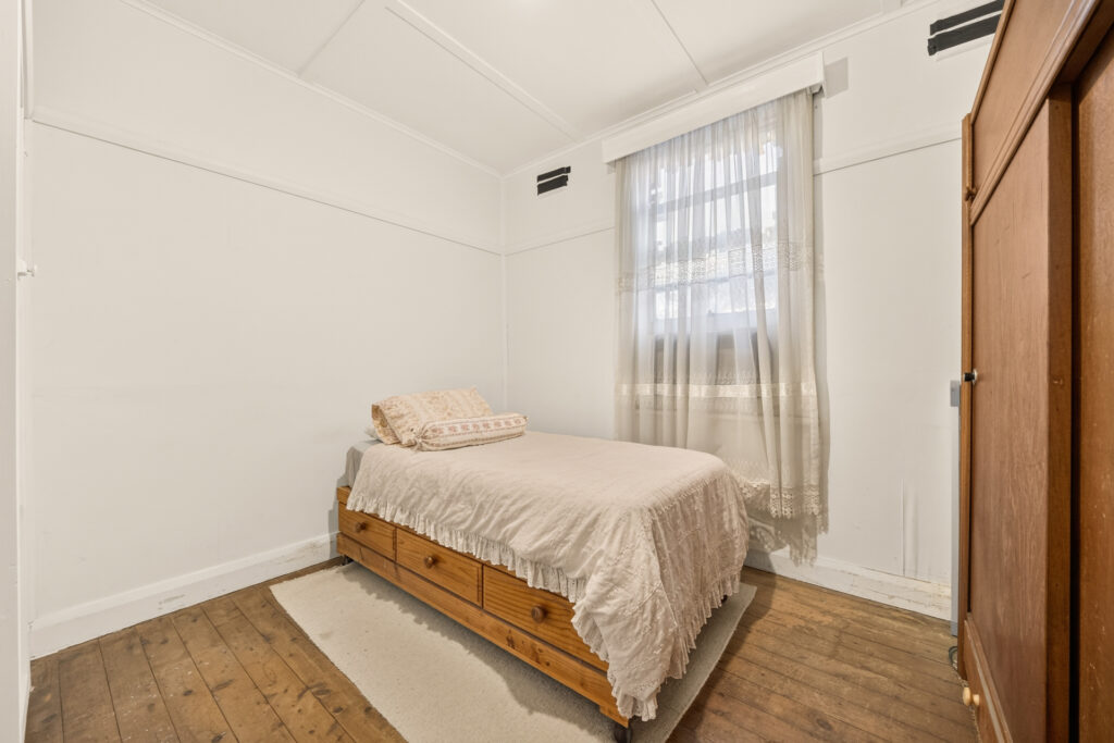 Auction - 32 Kerrs Road - New Property in Castle Hill - Real Estate by Peter Pokorny