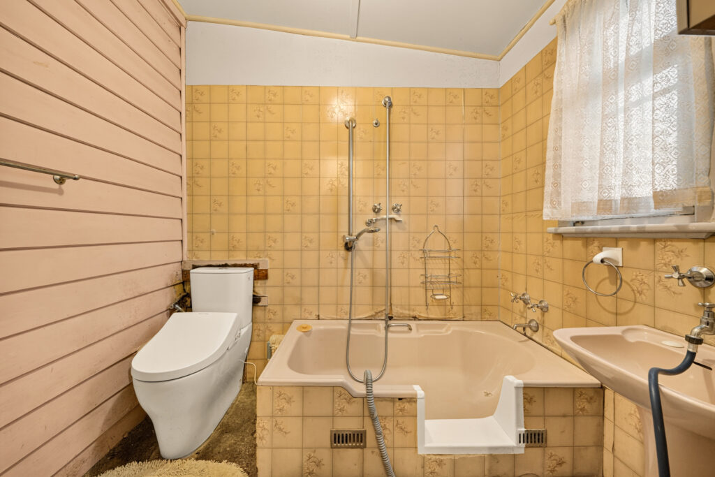 Auction - 32 Kerrs Road - New Property in Castle Hill - Real Estate by Peter Pokorny