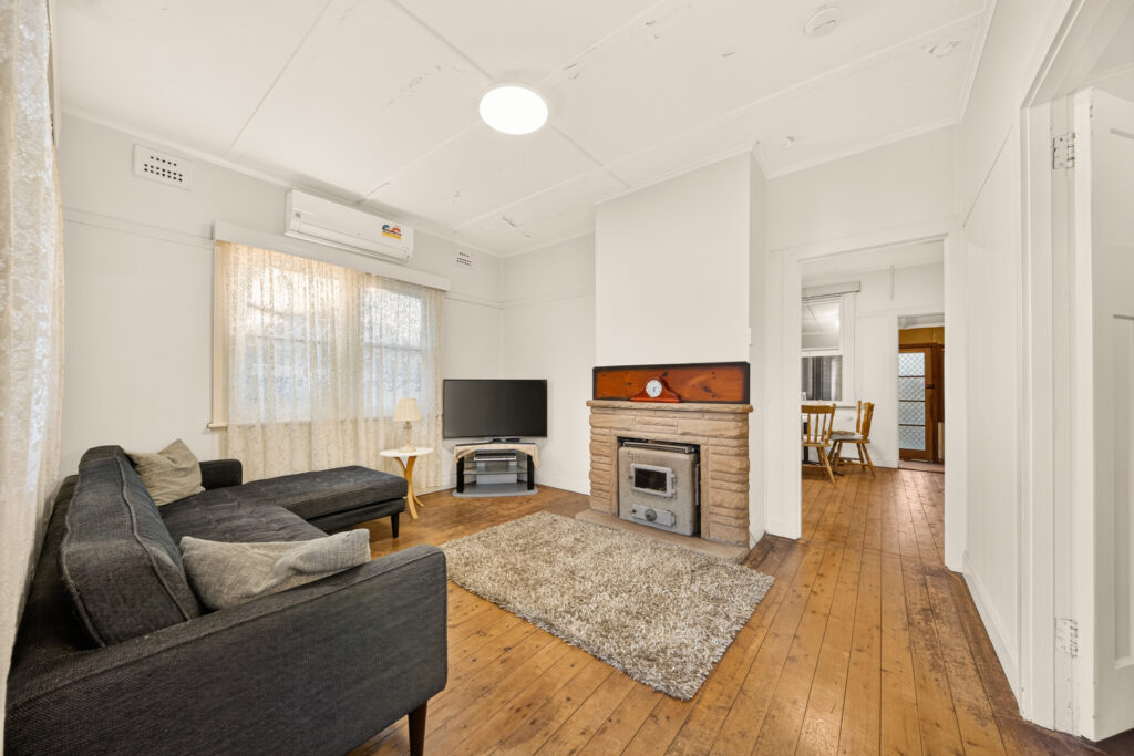 Auction - 32 Kerrs Road - New Property in Castle Hill - Real Estate by Peter Pokorny