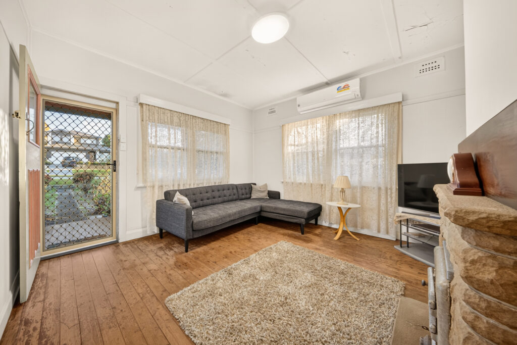 Auction - 32 Kerrs Road - New Property in Castle Hill - Real Estate by Peter Pokorny