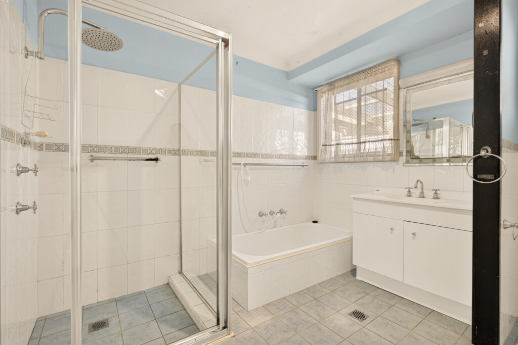 Auction - 3 Tasman Place - New Property in South Windsor - Real Estate by Seb Saggu