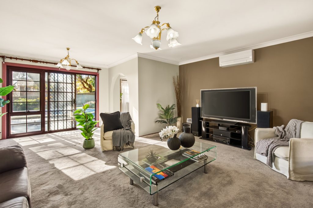 Sold - 3 Clerke Place - New Property in Kings Langley - Real Estate by Kim McChlery