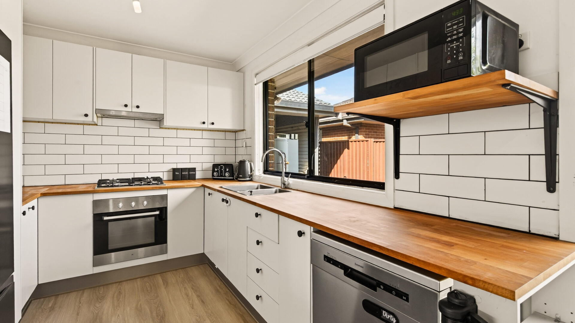 For Sale - 5 Neptune Crescent - New Property in Bligh Park - Real Estate by Yuri Cattaneo
