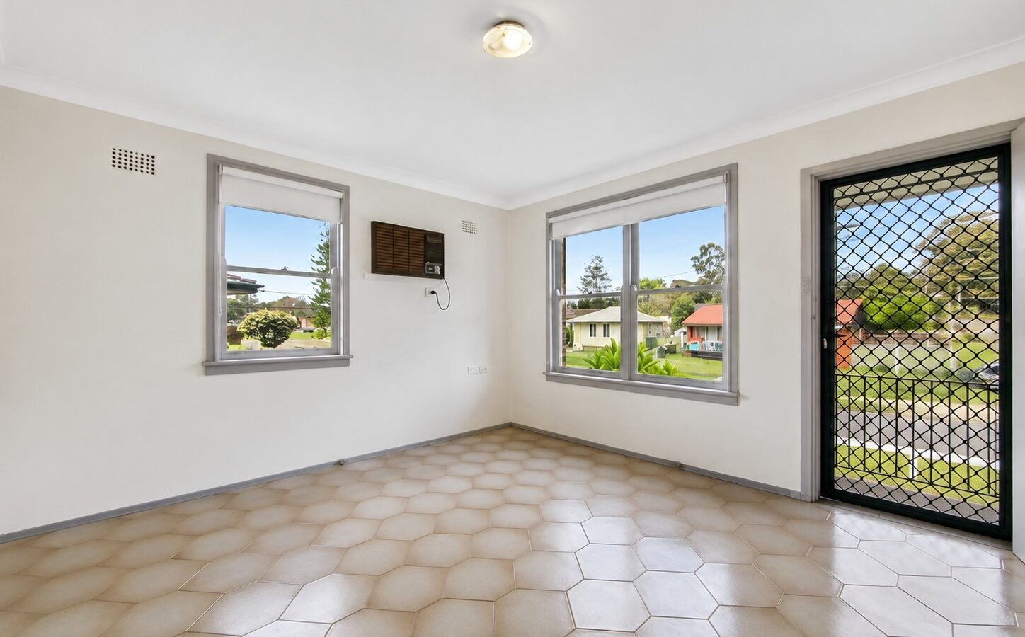 For Sale - 8 Mawson Road - New Property in Tregear - Real Estate by George Davidson