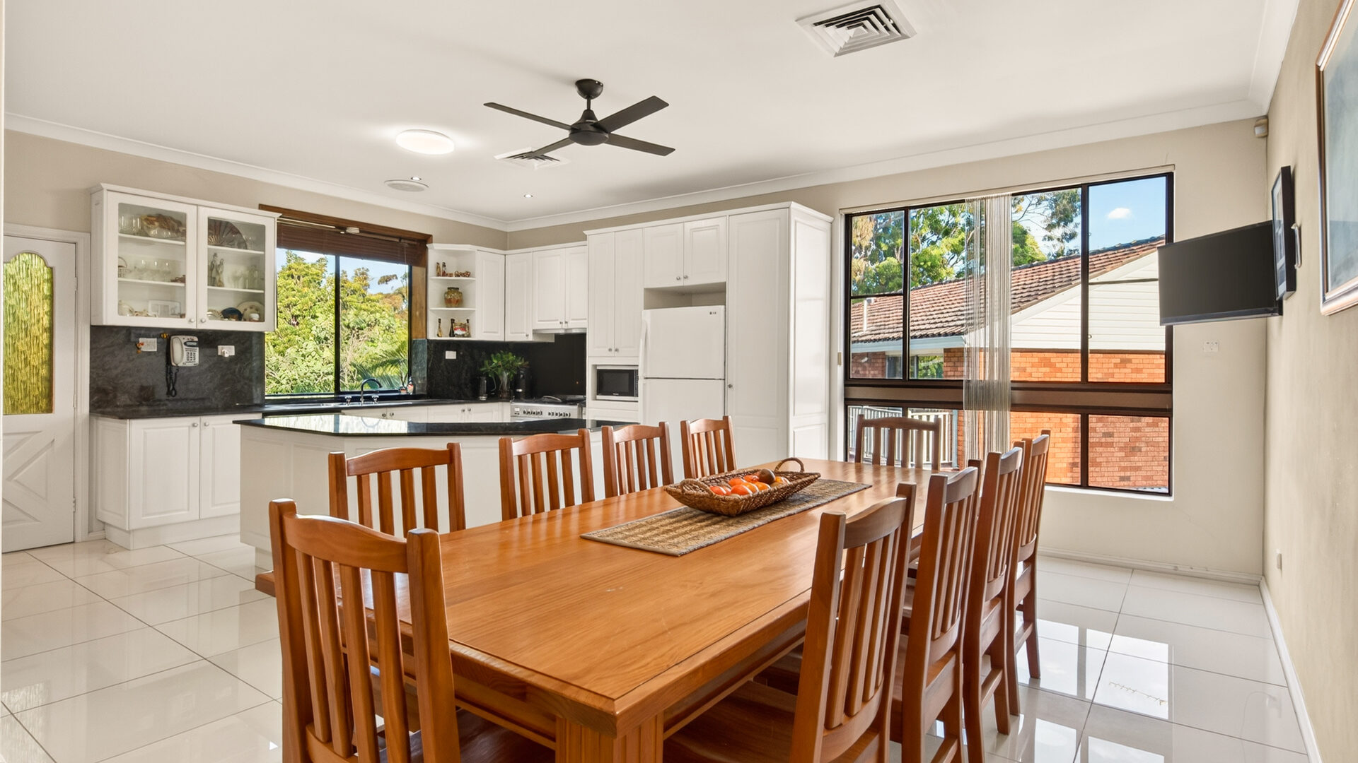For Sale - 4 Hicks Place - New Property in Kings Langley - Real Estate by Kim McChlery