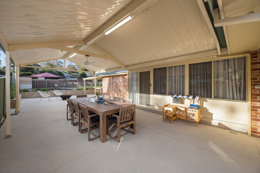 Auction - 11 Clergy Road - New Property in Wilberforce - Real Estate by Yuri Cattaneo