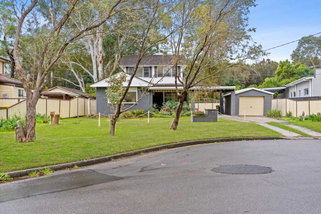 Auction - 17 Cornell Street - New Property in Blacktown - Real Estate by Monique Layoun