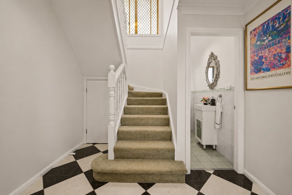 For Sale - 4 Nina Place - New Property in Oakhurst - Real Estate by George Davidson